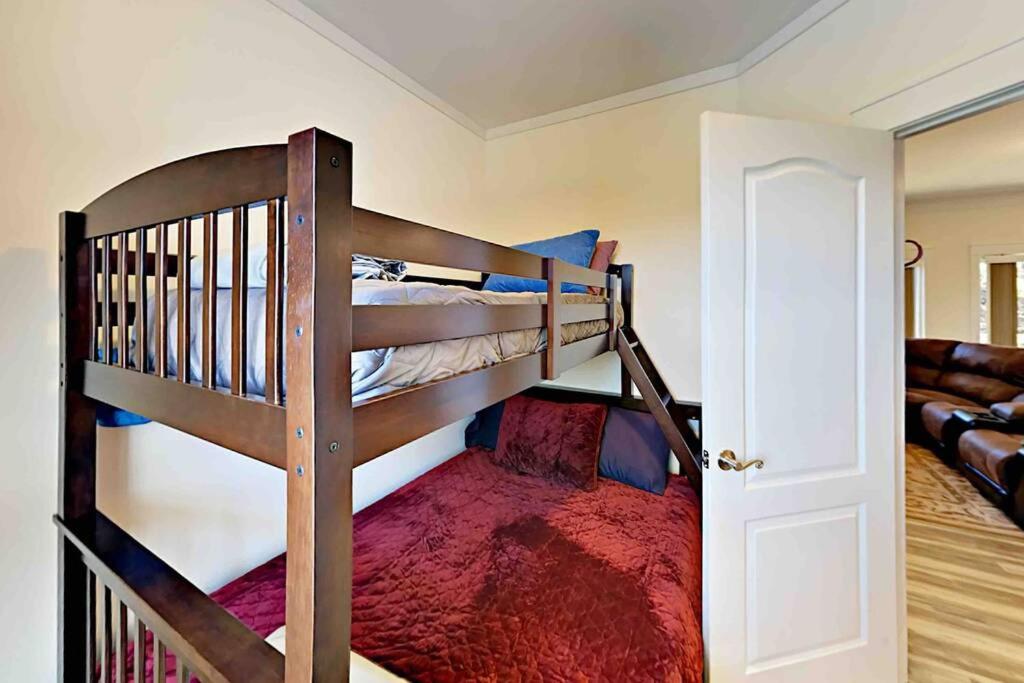 Serenity Views Comfort - Close To City & Parkway! Weaverville Exterior foto